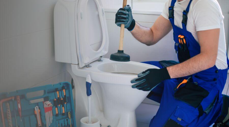 Expert burst pipe repair services in Crittenden, KY